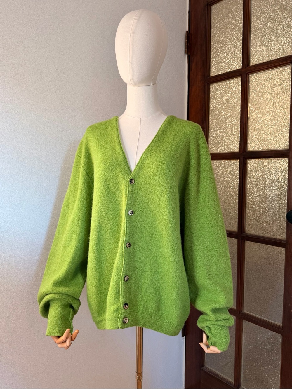 Vintage Arrow Mr. Golf Pin-HiAlpaca Knit V-Neck Button-Front Cardigan Sweater L